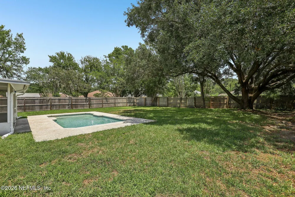7180 Ridgeglen Ct, Jacksonville, FL 32216