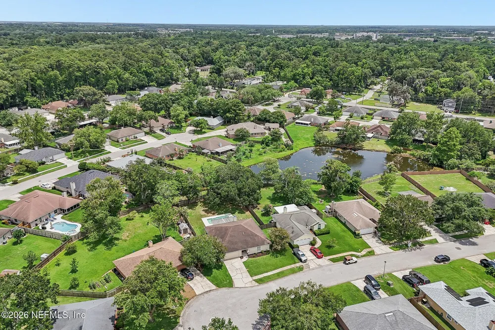 7180 Ridgeglen Ct, Jacksonville, FL 32216