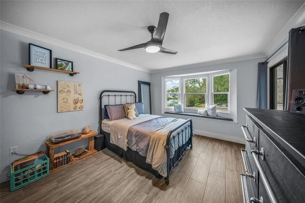 6207 93rd Street Circle E, Bradenton, FL 34202