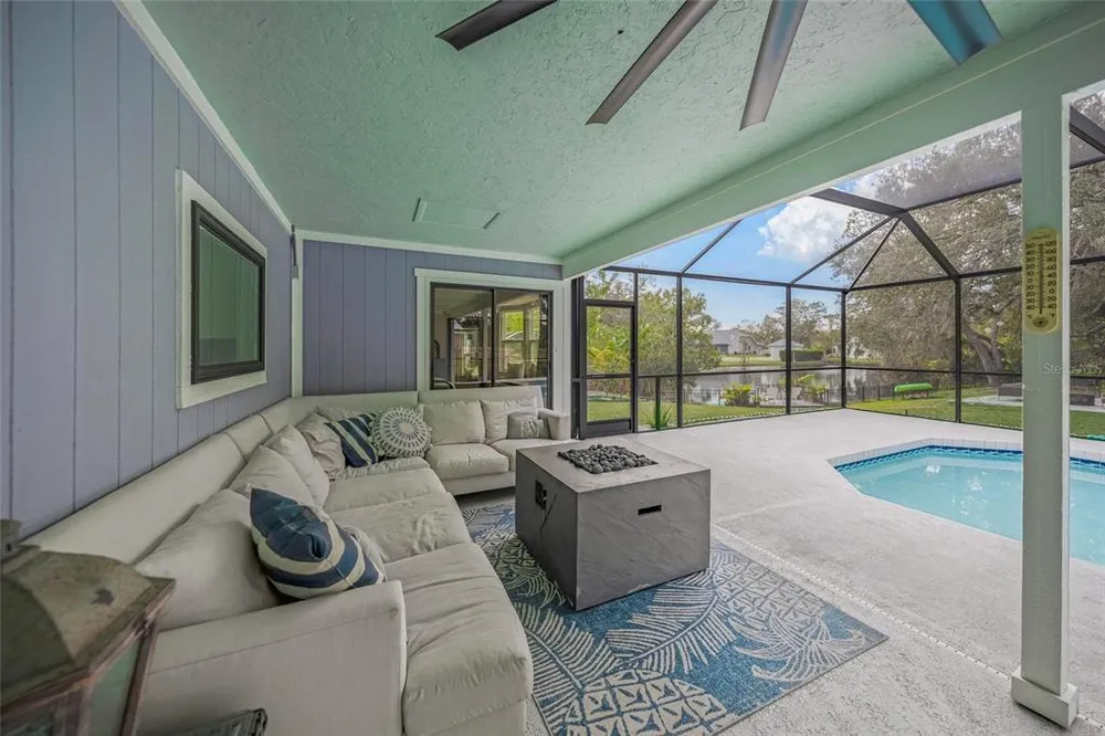 6207 93rd Street Circle E, Bradenton, FL 34202