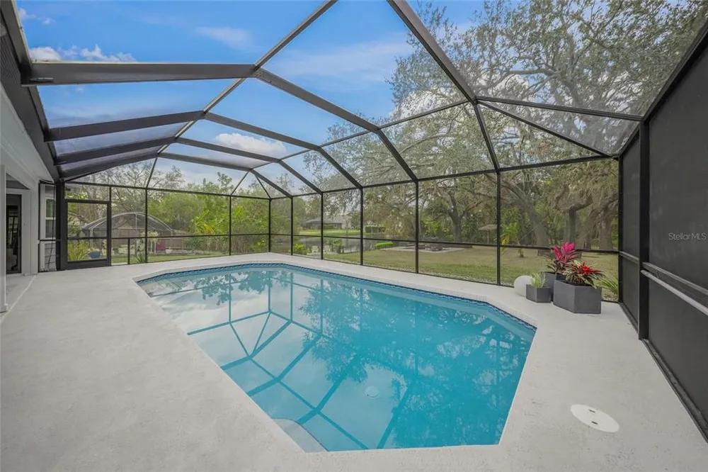 6207 93rd Street Circle E, Bradenton, FL 34202