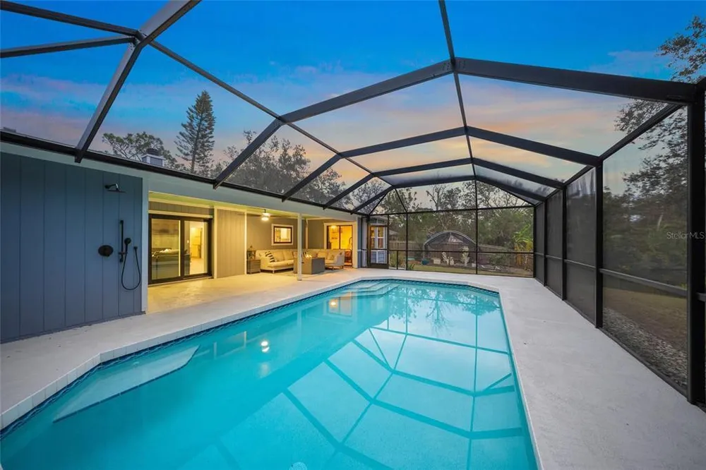 6207 93rd Street Circle E, Bradenton, FL 34202