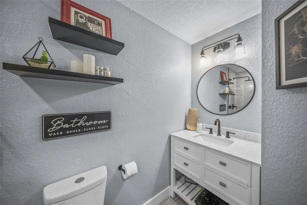 6207 93rd Street Circle E, Bradenton, FL 34202