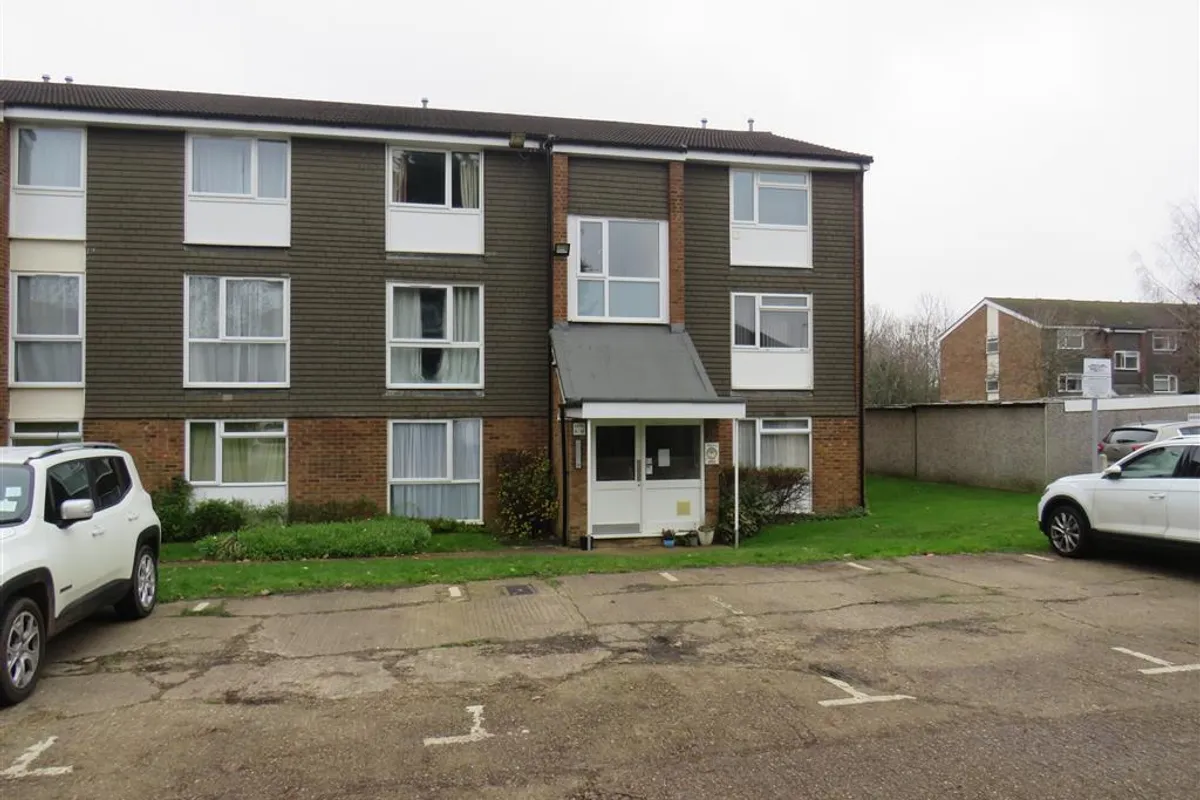 Cuffley Court, HEMEL HEMPSTEAD