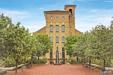Burrells Wharf Square, LONDON