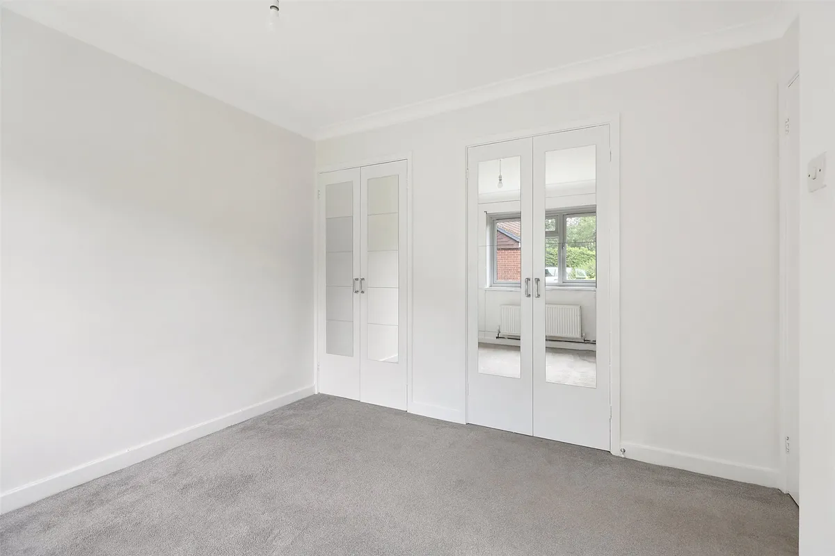 Robyns Way, Edenbridge, Kent, TN8