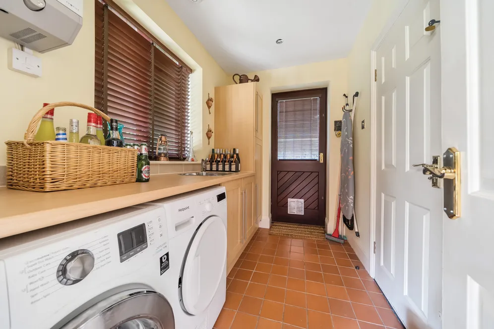 Cleeve Court, Bristol, BS16 photo 11