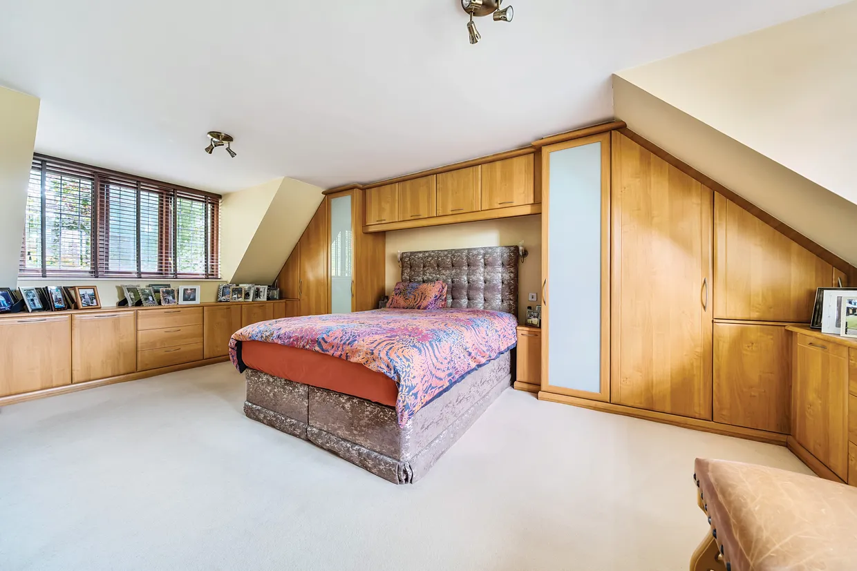 Cleeve Court, Bristol, BS16 photo 15