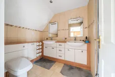Cleeve Court, Bristol, BS16 photo 18