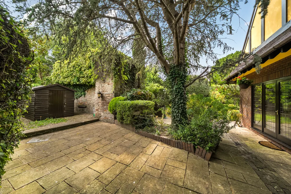 Cleeve Court, Bristol, BS16 photo 21