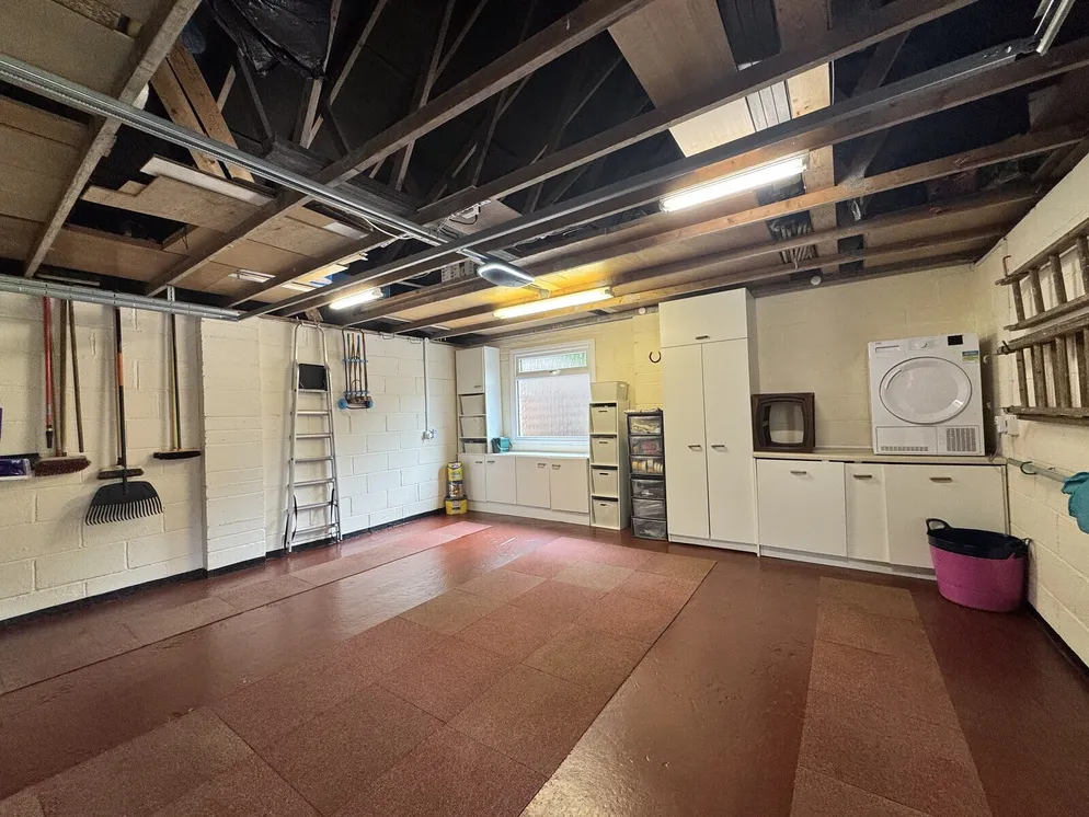 Property carousel item 39