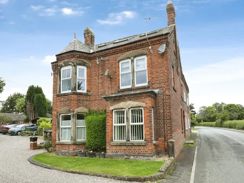Station Road, Weaverham, Northwichphoto
