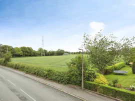 Station Road, Weaverham, Northwich thumb 3