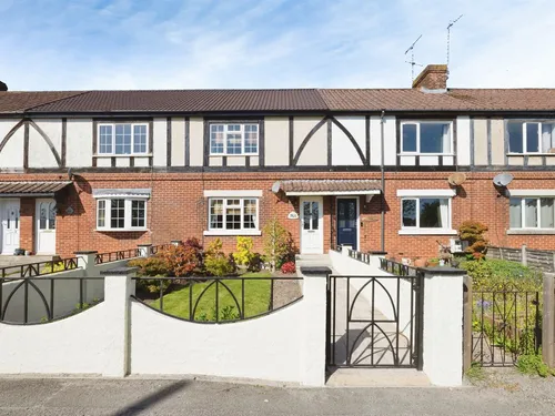 Netheravon Road, Durrington, Salisburyphoto