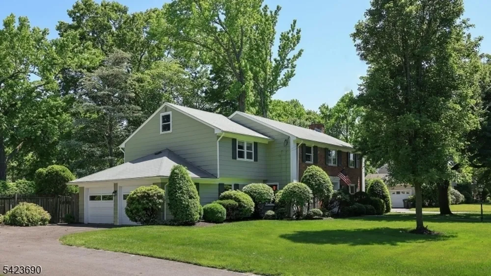 2278 Edgewood Terrace, Scotch Plains, NJ 07076