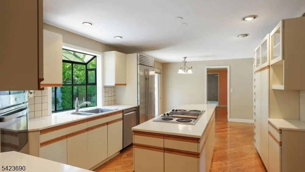 2278 Edgewood Terrace, Scotch Plains, NJ 07076