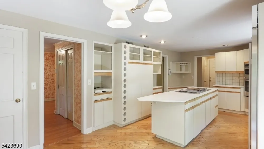 2278 Edgewood Terrace, Scotch Plains, NJ 07076