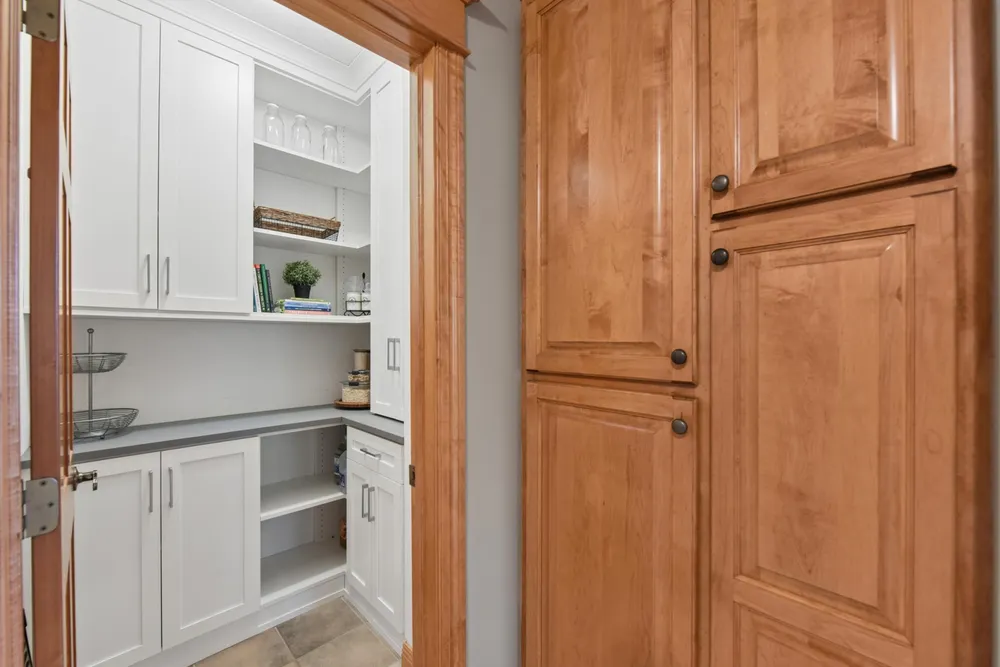 3312 Crestmoor Bay, Woodbury, MN 55125