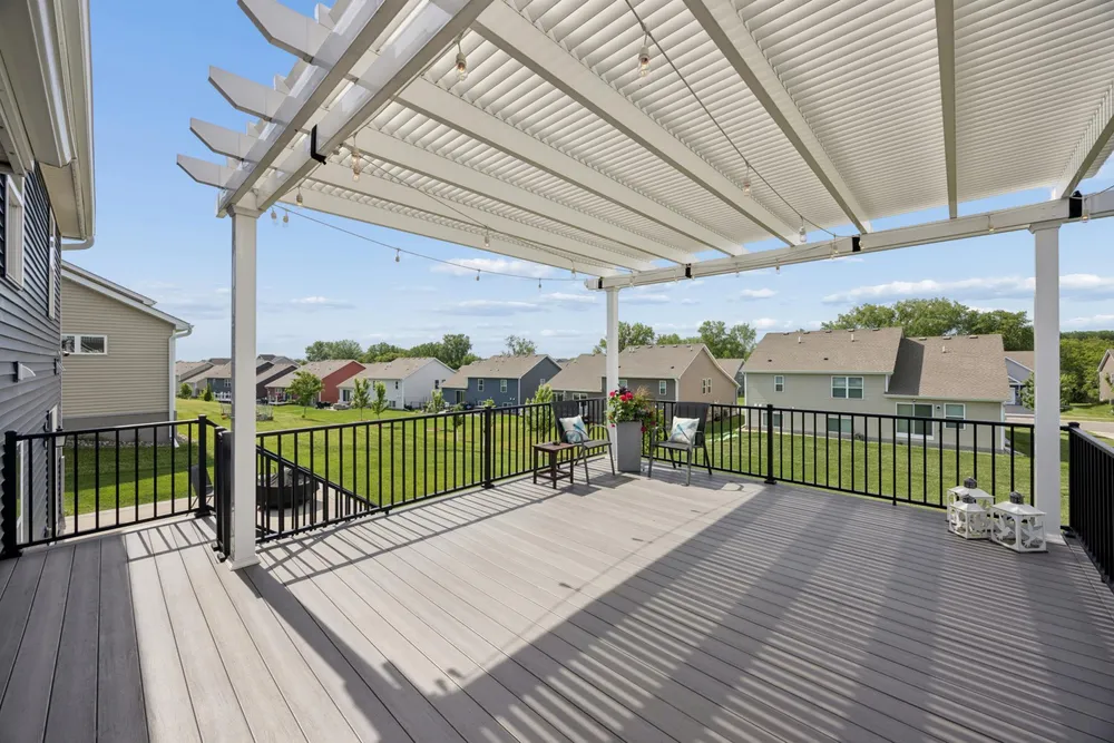 18192 Hartlin Ave, Lakeville, MN 55044