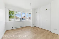 Northumberland Crescent, FELTHAM