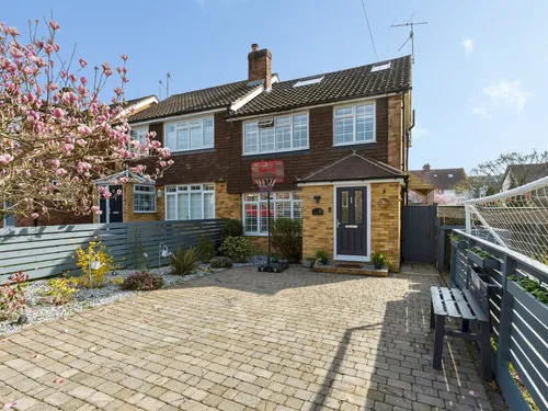 Sunnywood Drive, Haywards Heathphoto