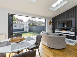 Sunnywood Drive, Haywards Heath thumb 3
