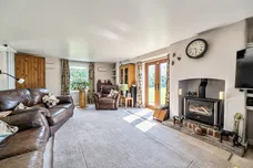 Bath Road, Eastington, GL10 photo 4