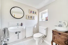 Bath Road, Eastington, GL10 photo 17