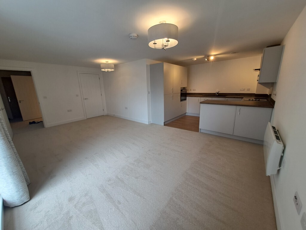 Waveney Court, Harleston Image 6