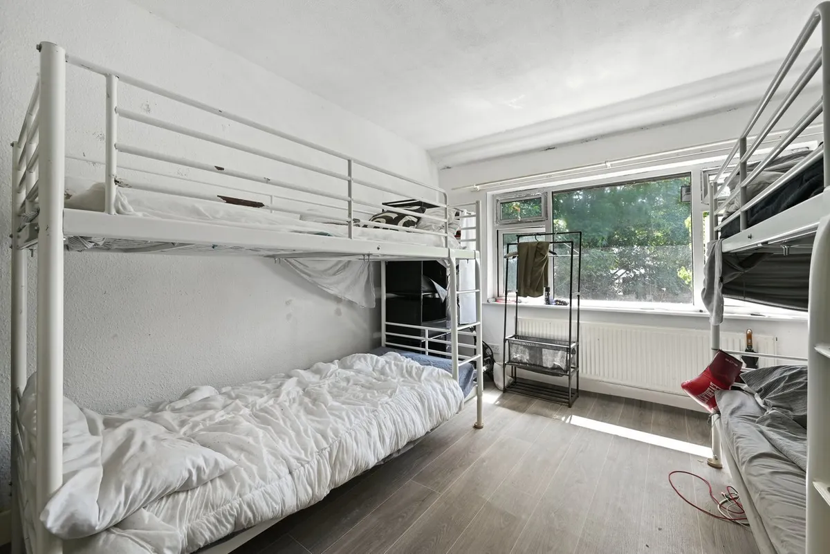 North Circular Road, London, NW2