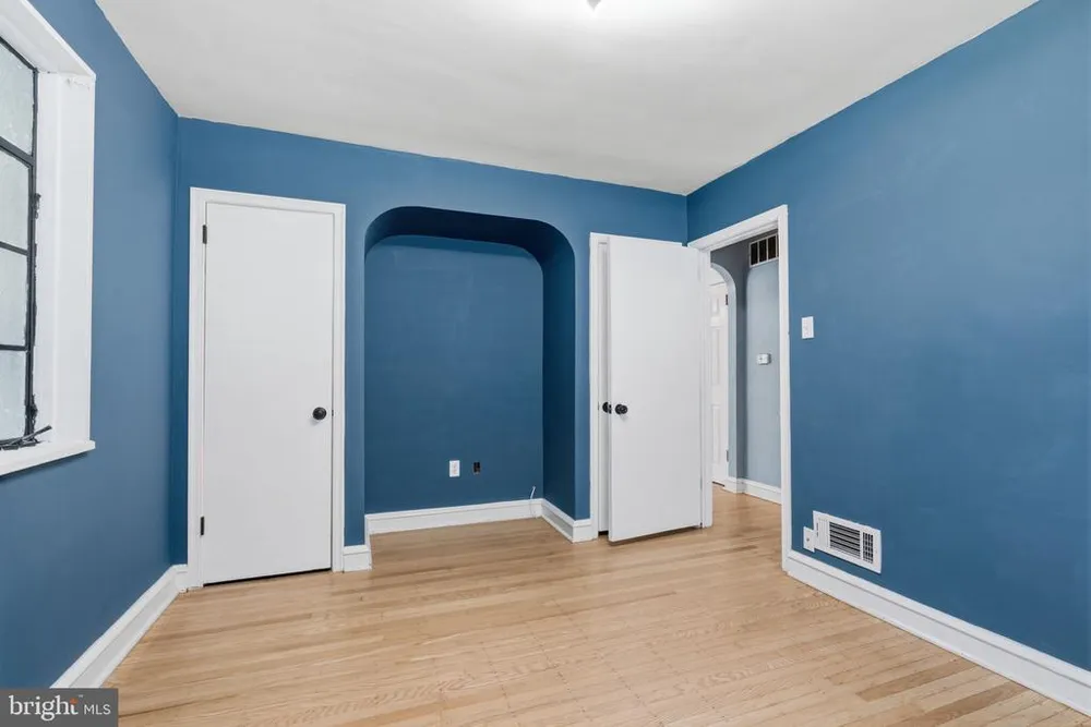 712 Benson St, Philadelphia, PA 19111