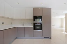 Marlborough Drive, Bushey, WD23 photo 9
