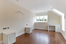 Marlborough Drive, Bushey, WD23 photo 14