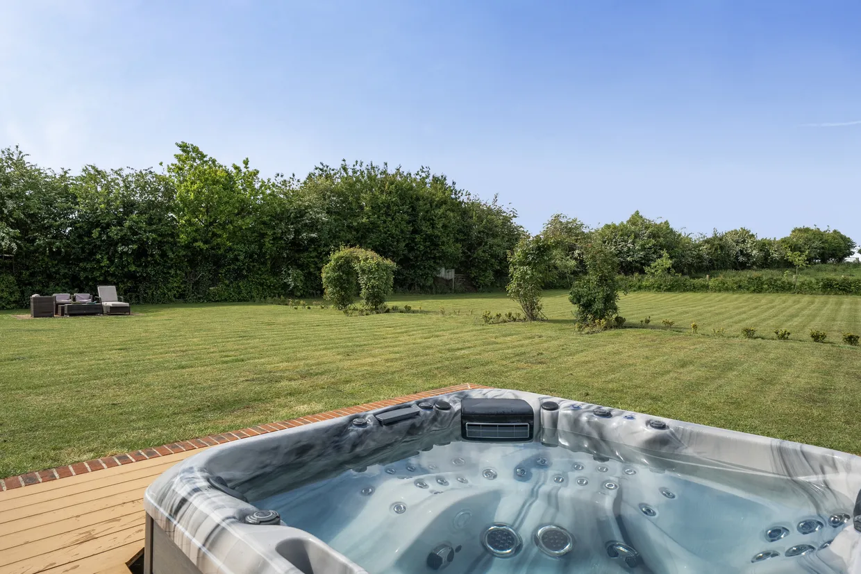 Park Lane, Ropley, SO24 photo 16