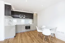 Bywell Place, E16 photo 4