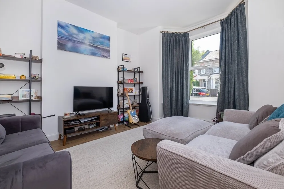 Byrne Road London SW12 photo 2