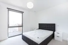 Bywell Place, E16 photo 5