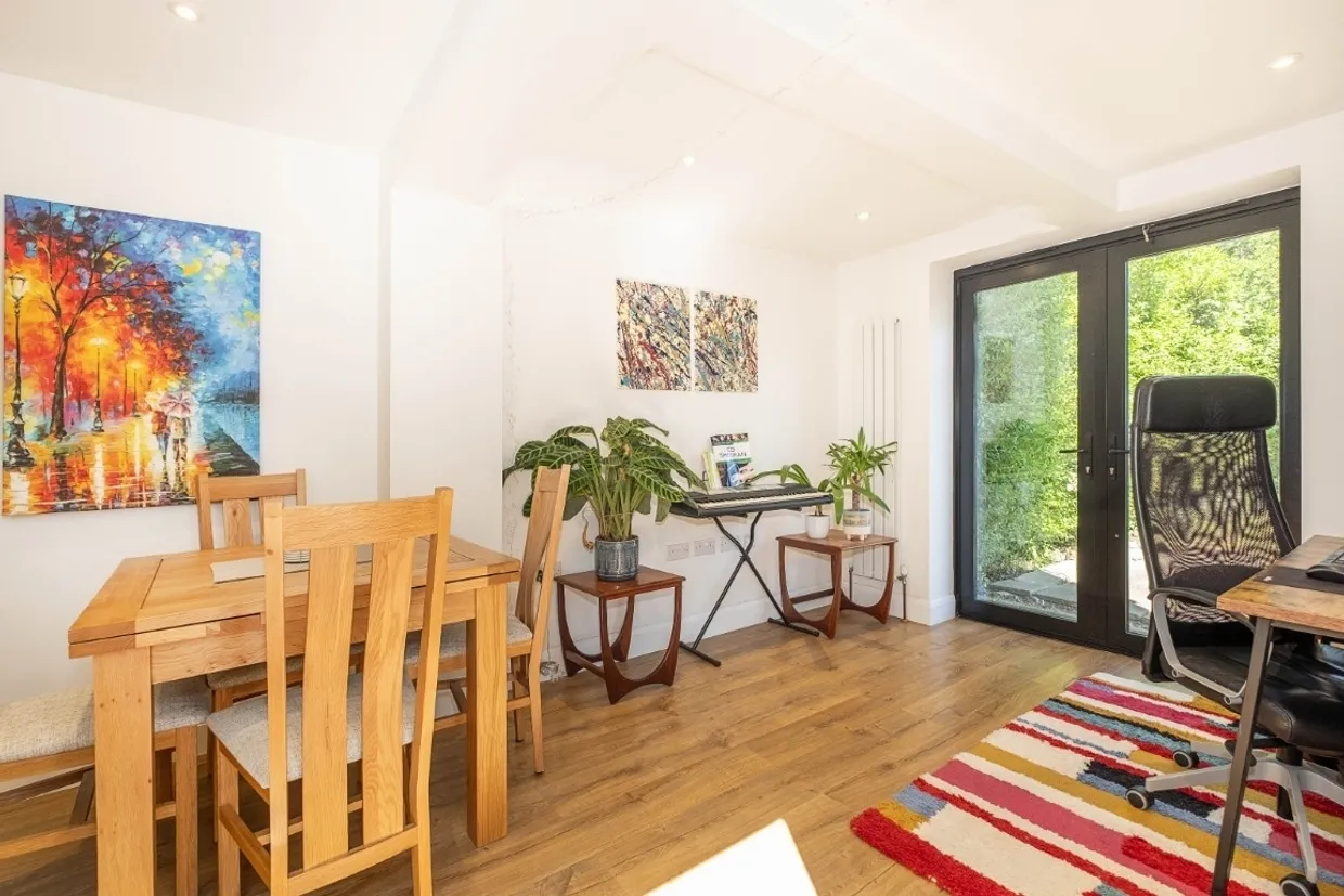 Byrne Road London SW12 photo 4