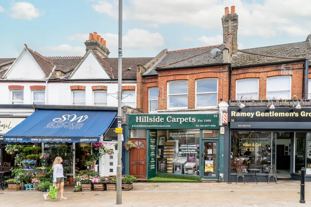 Replingham Road London SW18 photo 2