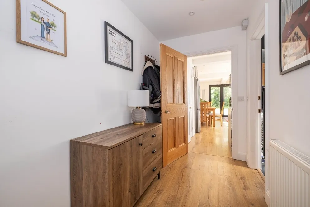 Byrne Road London SW12 photo 7
