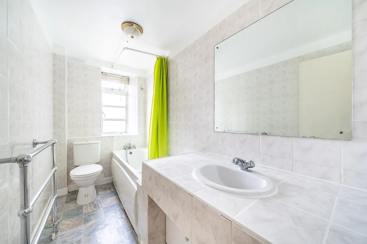 Vicarage Gate London W8 photo 8