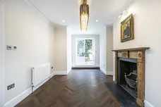Brompton Square Knightsbridge SW3 photo 8