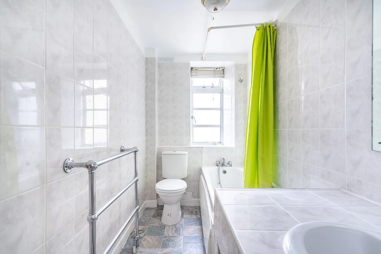 Vicarage Gate London W8 photo 9