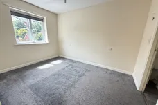 Viaduct Close, RUGBY