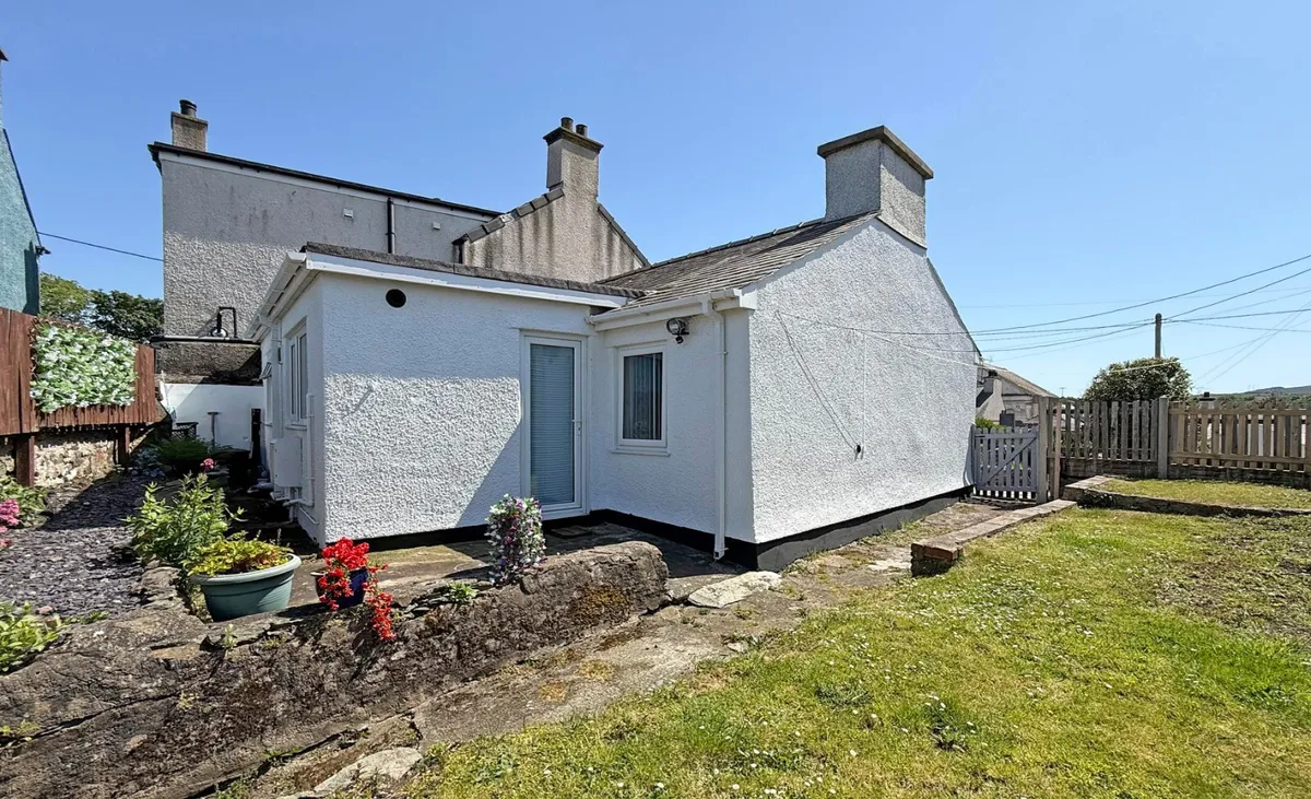 Llewelyn Street, Amlwch, Isle of Anglesey, LL68