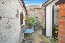Earls Court Road, Amesbury, Salisbury