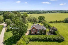 barkham road, Wokingham, RG41 photo 1