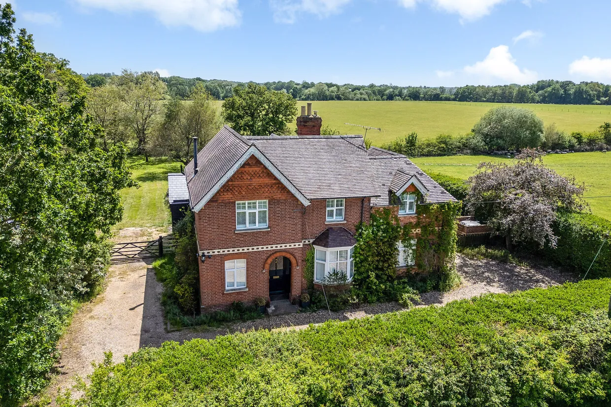 barkham road, Wokingham, RG41 photo 2