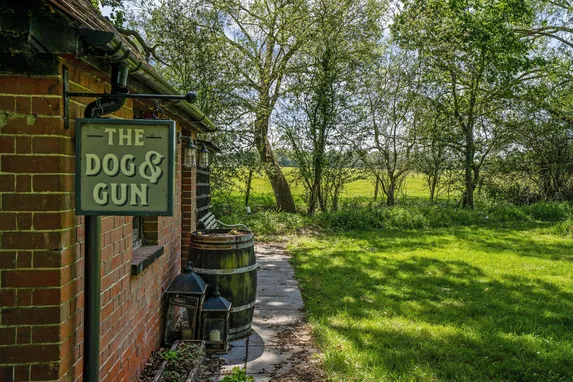 barkham road, Wokingham, RG41