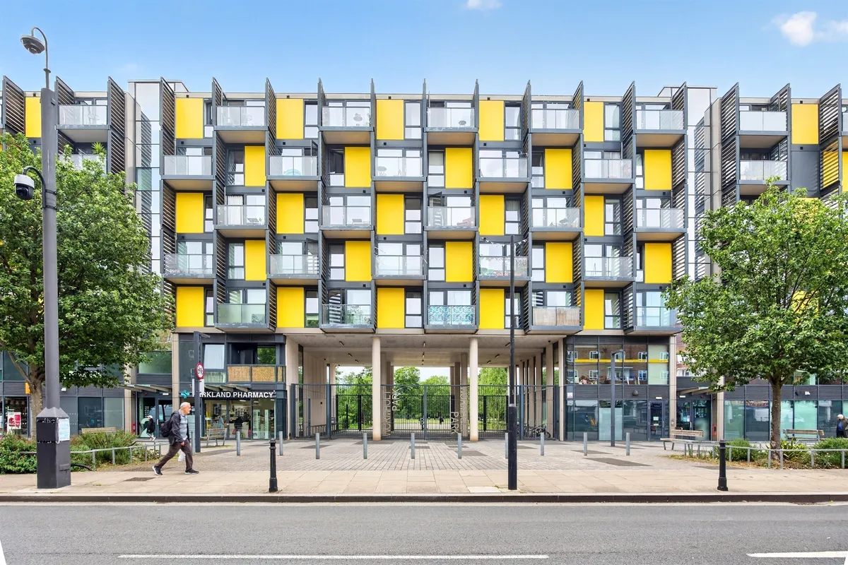 Bloemfontein Road, London